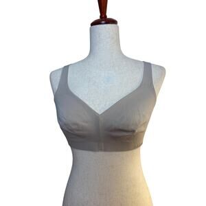 Lululemon Like Nothing Bra .